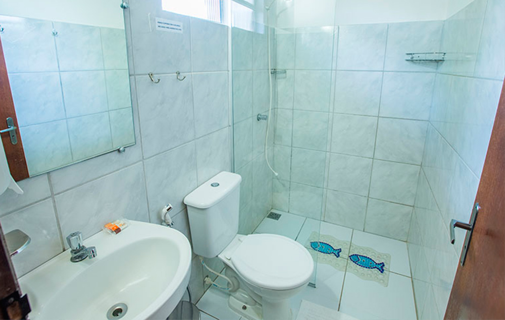 Banheiro-Acomodacoes-Caminho-das-Cachoeiras