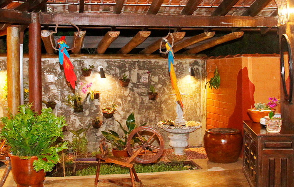 Jardim-Pousada-Caminho-das-Cachoeiras